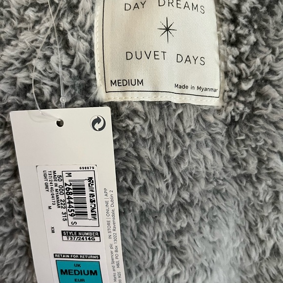 Bath Robe - Picture 4 of 4